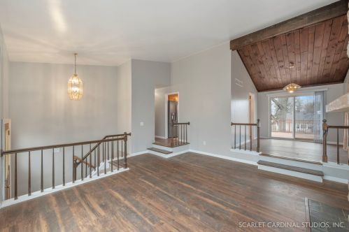 23 Old Post Rd, Boulder Hill, IL 60538-2609