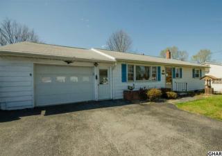 1876 Spring Rd, Carlisle PA  17013-1153 exterior