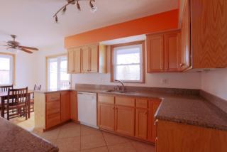 7000 Hill Pl, Minneapolis, MN 55427-2126