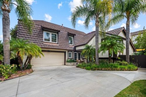 5938 Calle Principia, Anaheim CA  92807-4712 exterior