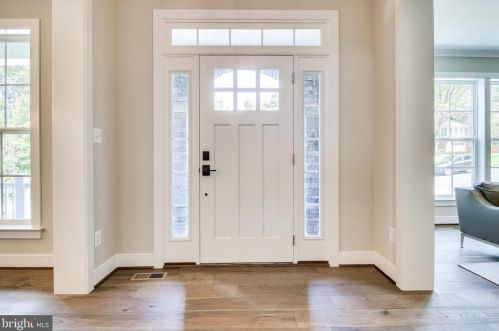 4006 Wakefield Chapel Rd, Annandale, VA 22003-3723