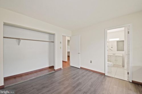 39 Hillman Ct, Aberdeen MD  21001-2406 exterior