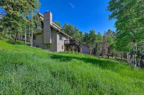 7136 Aspen Meadow Dr, Lakewood CO 80439 exterior