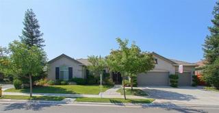 2882 Everglade Ave, Clovis, CA 93619-7407