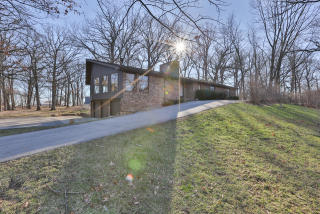 1820 Rainbow Ln, Crete IL  60417-4110 exterior