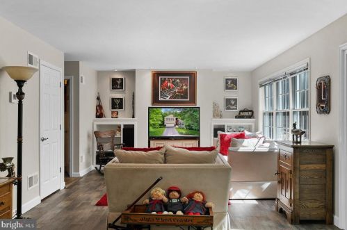 104 Cliff Ave, Lancaster PA  17602-4700 exterior