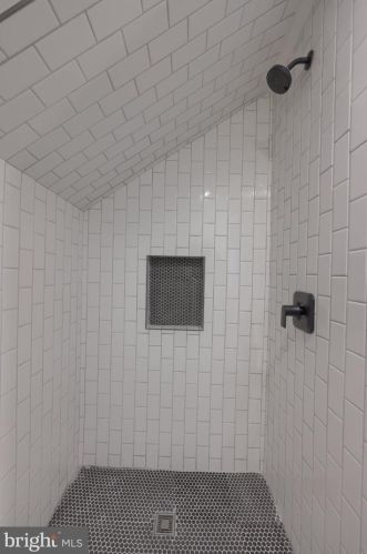 21 Mary St, Lancaster PA  17603-3424 exterior