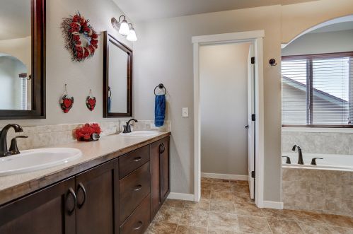 480 Conestoga Dr, Ault CO  80610-9109 exterior