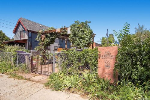 86 Galapago St, Denver CO  80223-1522 exterior
