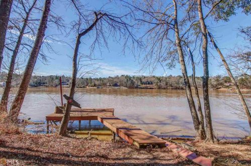 211 Cardinal Pt, Monticello, GA 31064-8841