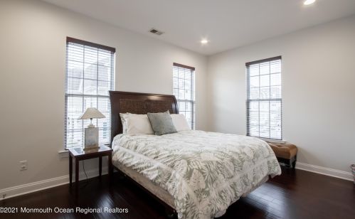 301 April Way, Middletown NJ  07748-6509 exterior