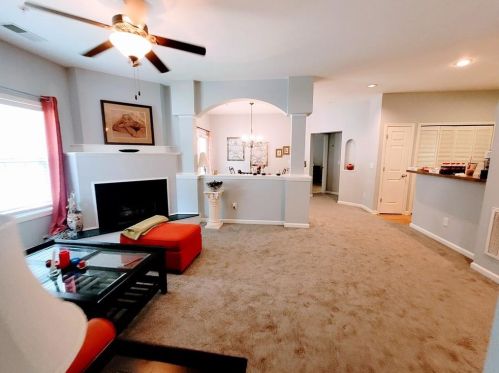 1339 Orchard Park Dr, Stone Mountain, GA 30083-1246