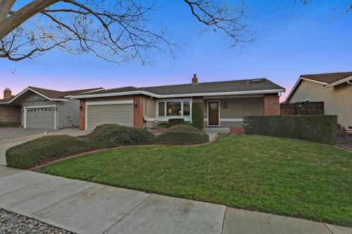 1555 Calle De Stuarda, San Jose, CA 95118-1917