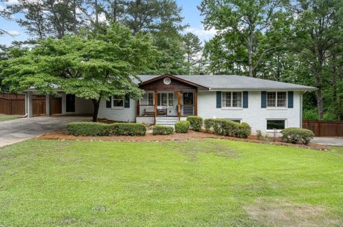 180 Dorris Dr, Marietta, GA 30060-6609