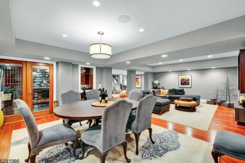 2 Sherwood Ct, Dover NJ  07869-2624 exterior