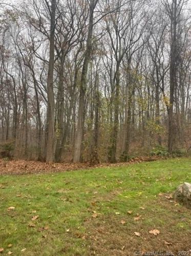 77 Scenic View Dr, Deep River CT  06417-1658 exterior