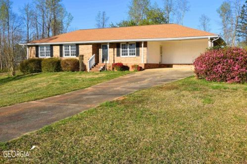 117 Timberland Trl, Newnan, GA 30263-3077