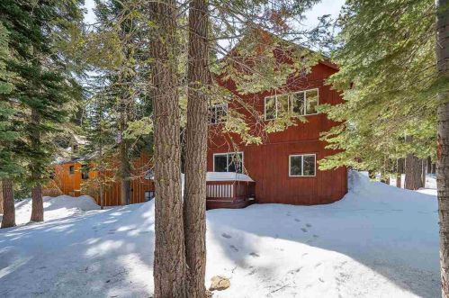 13848 Copenhagen Dr, Truckee CA  96161-6626 exterior