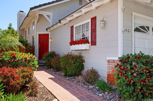 1461 Golden Harvest Ln, El Cajon, CA 92019-2829