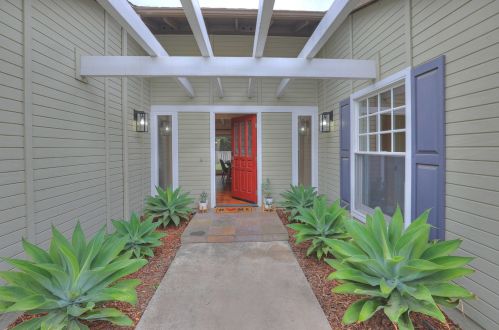 1099 Patterson Ave, Santa Barbara, CA 93111-1111