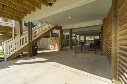 721 Bayshore, Morgans Point TX 77571 exterior