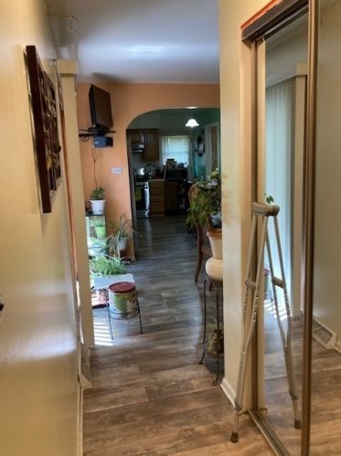 923 Bowling Green Dr, Homewood, IL 60430-4161
