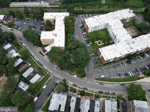 6223 10th St, Philadelphia, PA 19141-3801