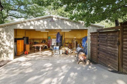 2117 Fairway Acres Dr, Argyle TX 76226-9536 exterior