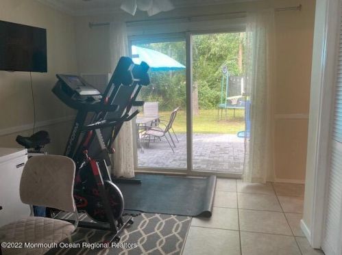 2803 Sunset Ave, Tinton Falls NJ  07712-4535 exterior