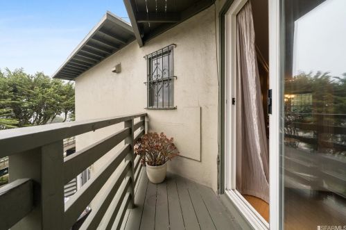 959 Corbett Ave, San Francisco CA  94131-1543 exterior
