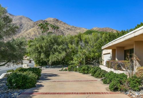 750 Camino Norte, Palm Springs, CA 92262-4112