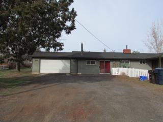 487 27th St, Eagle Crest, OR 97756-5501