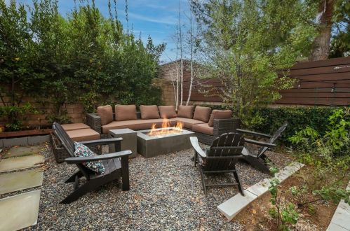 18901 Antioch Dr, Irvine CA  92603-3305 exterior