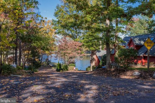 114 Green Spring Rd, Locust Grove, VA 22508-5361