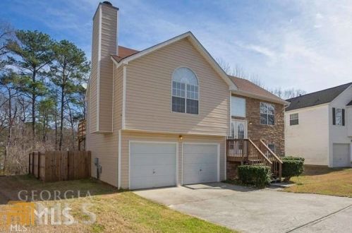 6156 Crooked Creek Dr, Rex GA  30273-5005 exterior