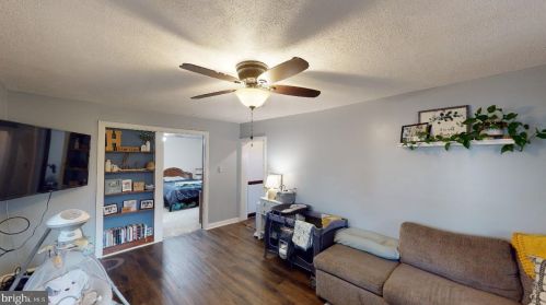 2221 Back Creek Valley Rd, Hedgesville WV  25427-6359 exterior