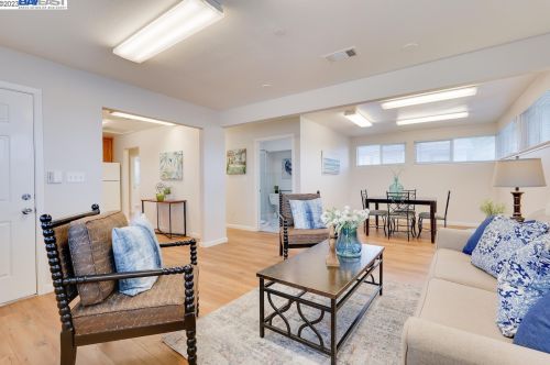 2023 Linden St, Livermore, CA 94551-3836