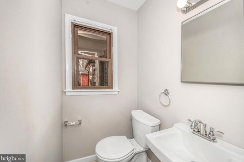 53 Bakun Way, Trenton NJ 08638-1507 exterior