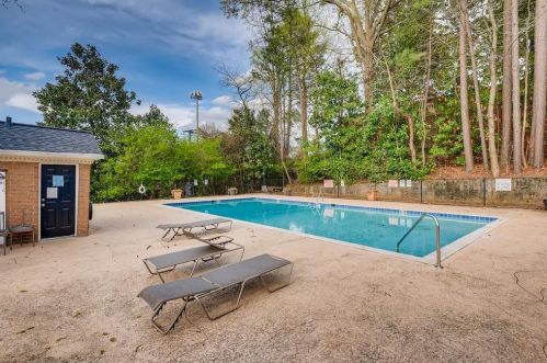 1101 Collier Rd, Atlanta GA  30318-8230 exterior