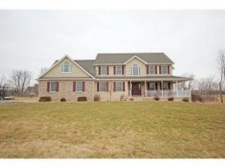 6486 Majors Ln, Decatur, IL 62521-9697