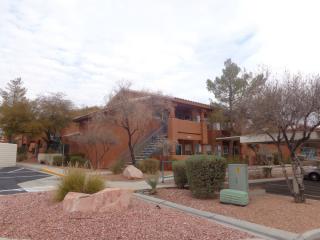 907 Mesquite Springs Dr, Mesquite NV 89027-2325 exterior