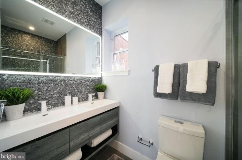 5409 Larchwood Ave, Philadelphia PA 19143-1907 exterior