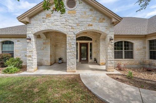 209 Copper Leaf Ct, Georgetown, TX 78633-5624