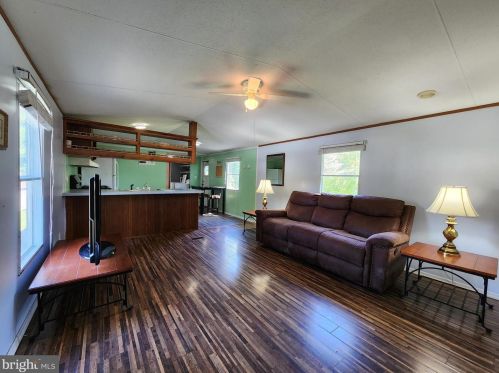 16 Creekside Ln, Carlisle, PA 17015-7823