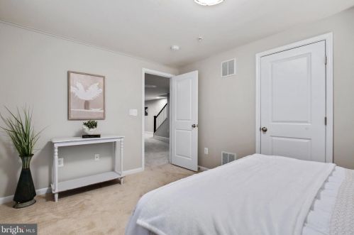 8810 Gunston St, Fulton MD  20759-2308 exterior