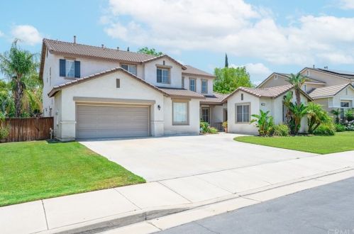 12607 Orangeblossom Ln, Riverside, CA 92503-7059