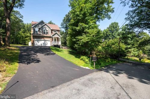 1904 Ridge Rd, Haymarket, VA 20169-1522