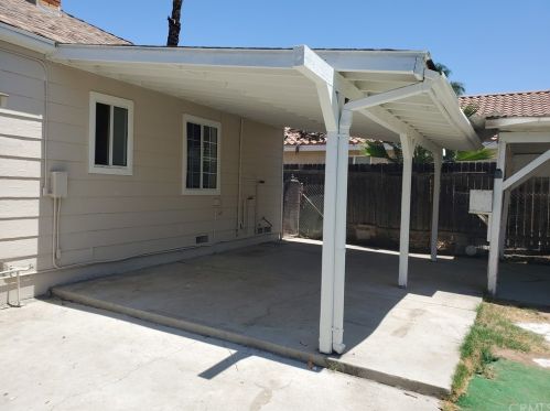 1864 Illinois Ave, Riverside CA  92507-5419 exterior