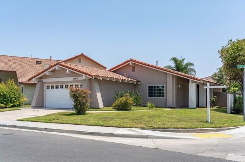 10916 La Carta Ave, Santa Ana, CA 92708-3947