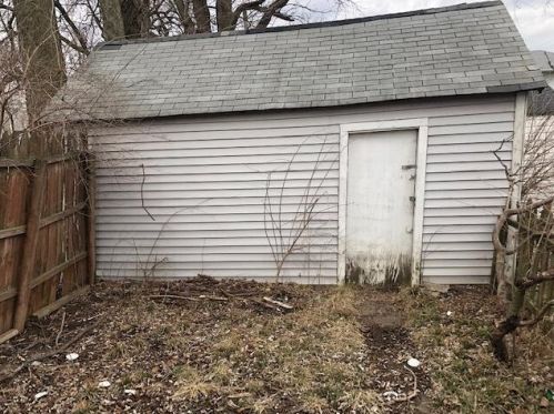 21 Jackson St, Springfield, OH 45504-2741